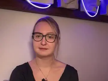 Kirafatex  live sex cam