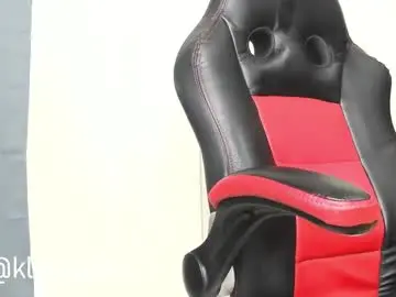 Kloe_squirts  live sex cam