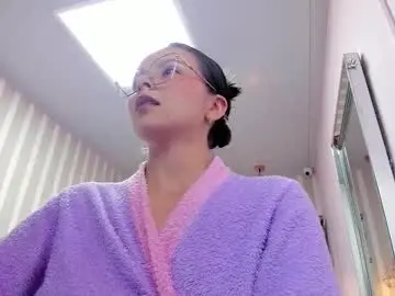 Lorelaigiven  live sex cam