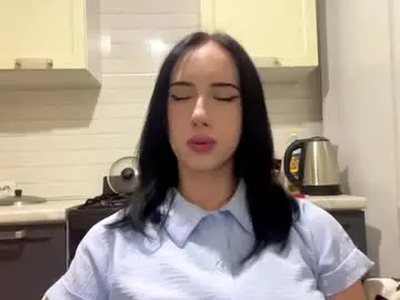 Marcynuber  live sex cam
