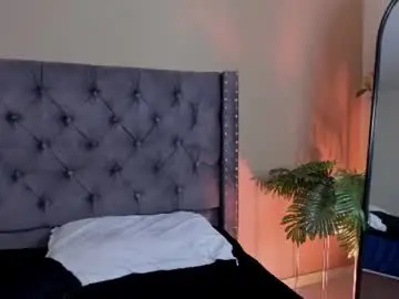 Missy_davis  live sex cam