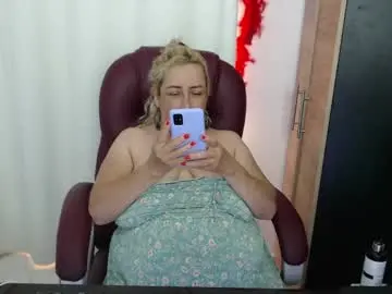 Rubi_halliwey  live sex cam