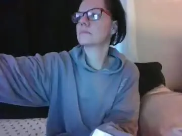 Sidneyraee  live sex cam