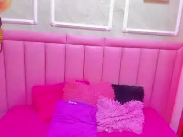 Velvet_giirll  live sex cam