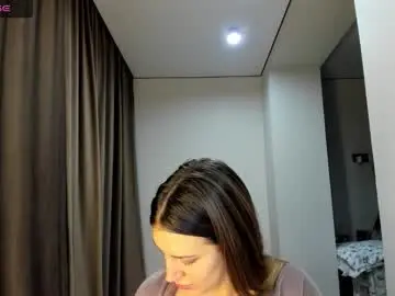 Yours_sonya  live sex cam