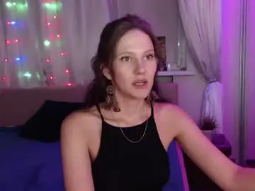 Zlatagoddess  live sex cam