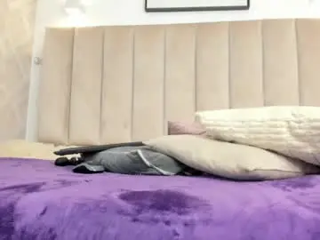 Anniie_queen  live sex cam