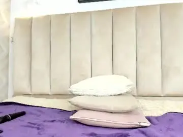 Anniie_queen  live sex cam
