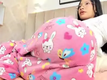 Anniie_queen  live sex cam