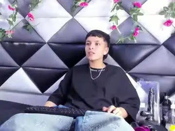 Megan_thompsonn_  live sex cam