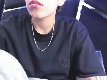 Megan_thompsonn_  live sex cam