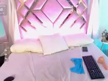 Milamonroexx  live sex cam