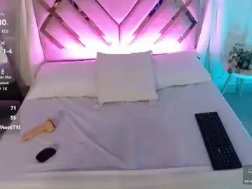 Milamonroexx  live sex cam