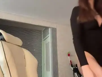 Mysterious_wink  live sex cam