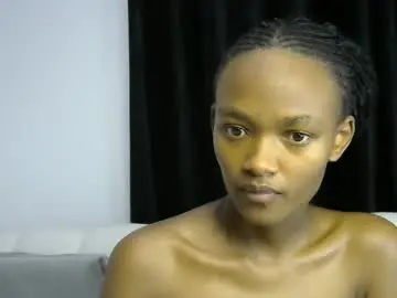 Pretty_queennie  live sex cam