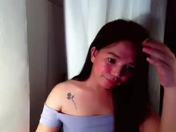 Sassy_gurlxox  live sex cam