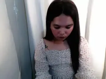 Sassy_gurlxox  live sex cam