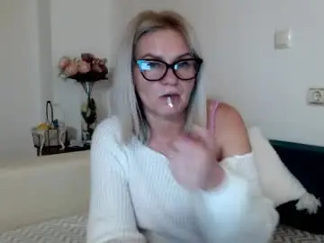 Stephanydoll  live sex cam