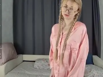 Sunnysmilexo  live sex cam