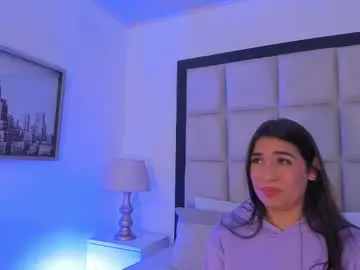 Sussyfoxx_  live sex cam