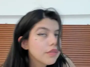 Sweetandwilld  live sex cam