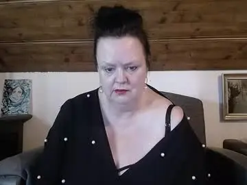 Tiffanymature  live sex cam