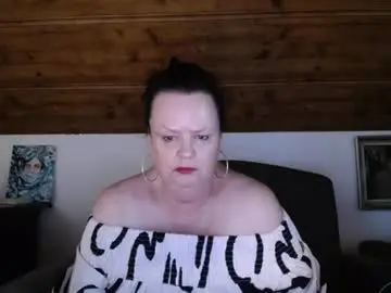 Tiffanymature  live sex cam