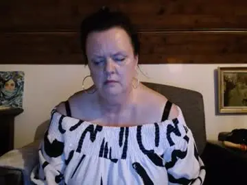 Tiffanymature  live sex cam