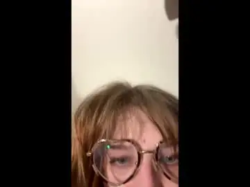 Tokyhoedrift  live sex cam
