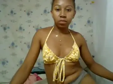 Zinaely39  live sex cam