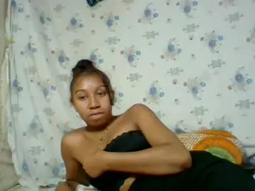 Zinaely39  live sex cam