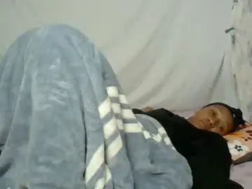 Zinaely39  live sex cam