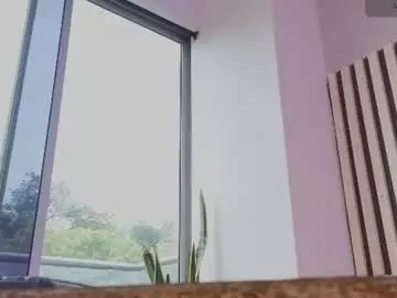 Ariana_klart  live sex cam