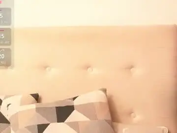 Cassiehilton  live sex cam