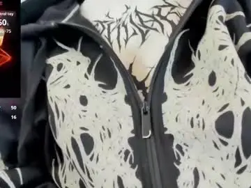 Doll__bella  live sex cam