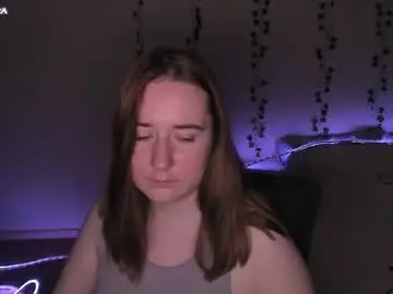 Elovinora  live sex cam