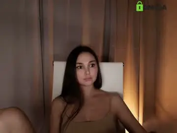 Hollyextra  live sex cam