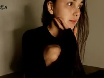 Hollyextra  live sex cam