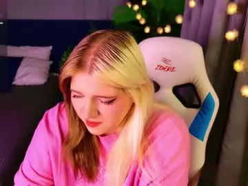 Kirashaw  live sex cam