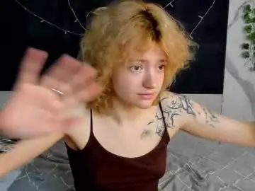 Lunaa_bee  live sex cam
