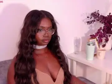 Maya_dolll  live sex cam