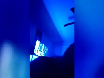 Muscleshelle  live sex cam