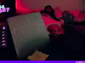 Roxanbunny  live sex cam