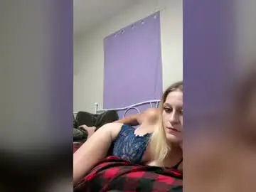 Tailormepapi  live sex cam
