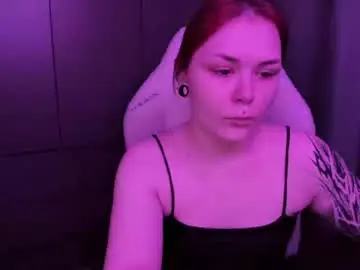 Alli_zi  live sex cam