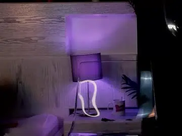 Crysta12_  live sex cam