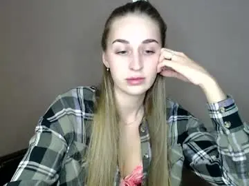 Femkedejager  live sex cam