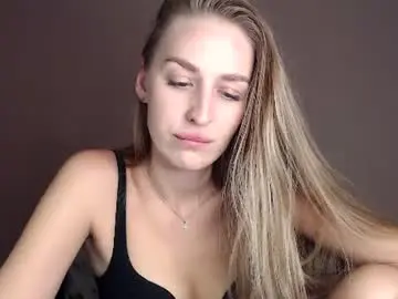 Femkedejager  live sex cam