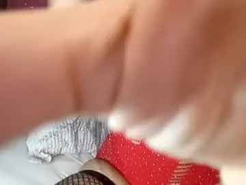 Katalinappereira  live sex cam