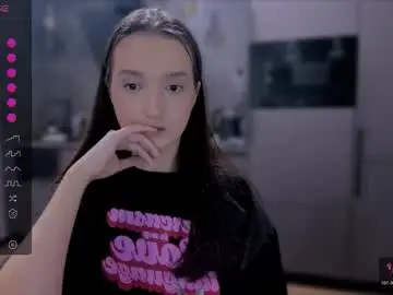 Lililaluna  live sex cam